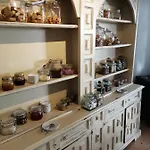 Boutique Onira מלון