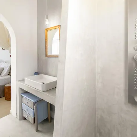 Onira Otel 2*