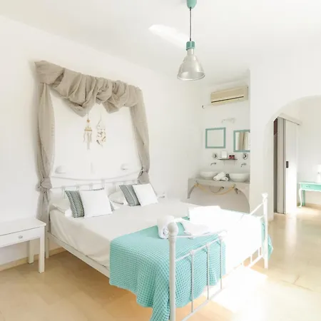 Boutique Onira Hotel 2*